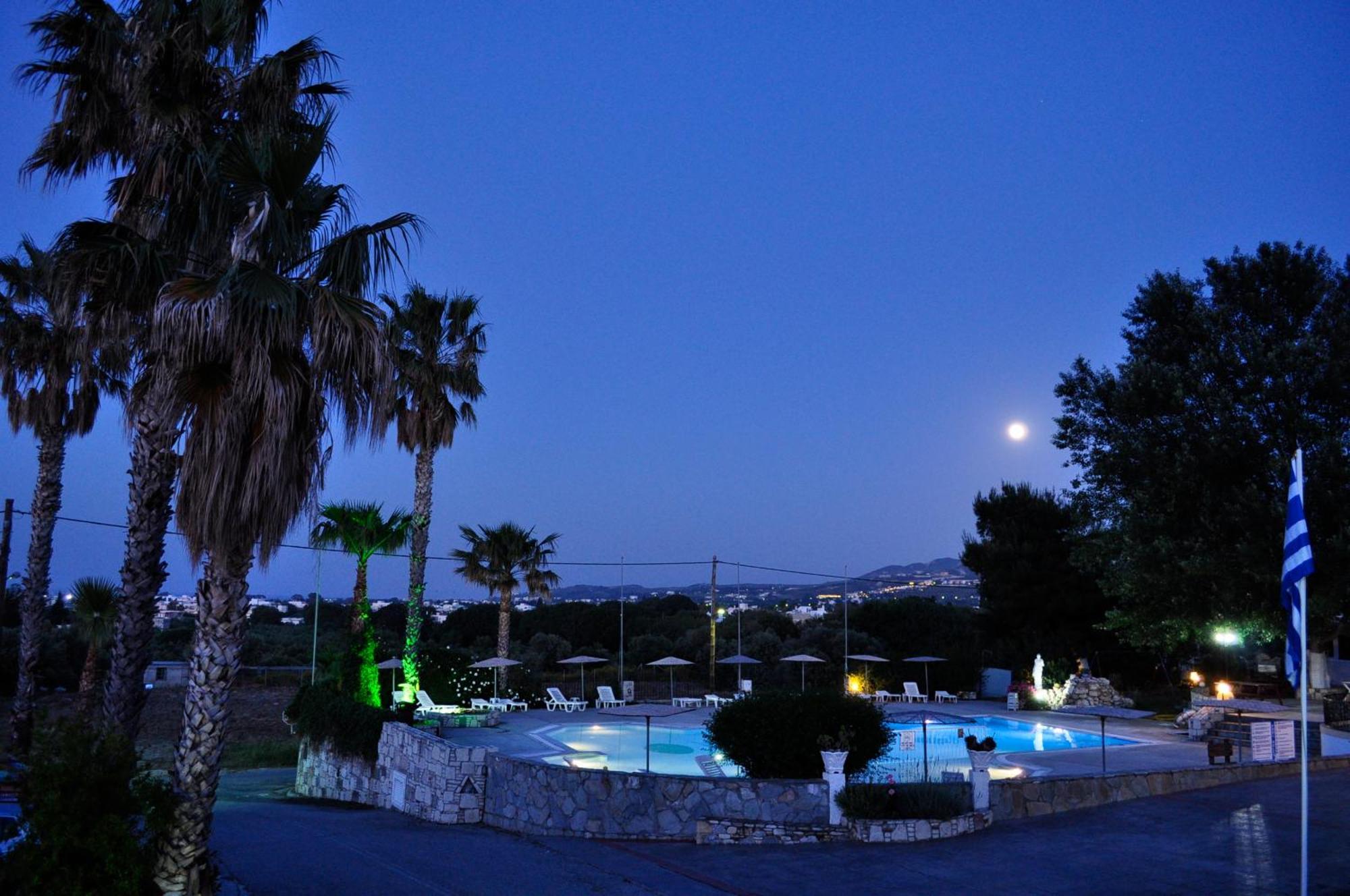Ampavris Family Apartments Cidade de Kos Exterior foto